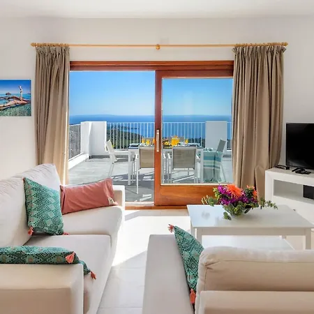 Villa Sky Line *