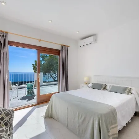 Sky Line Villa